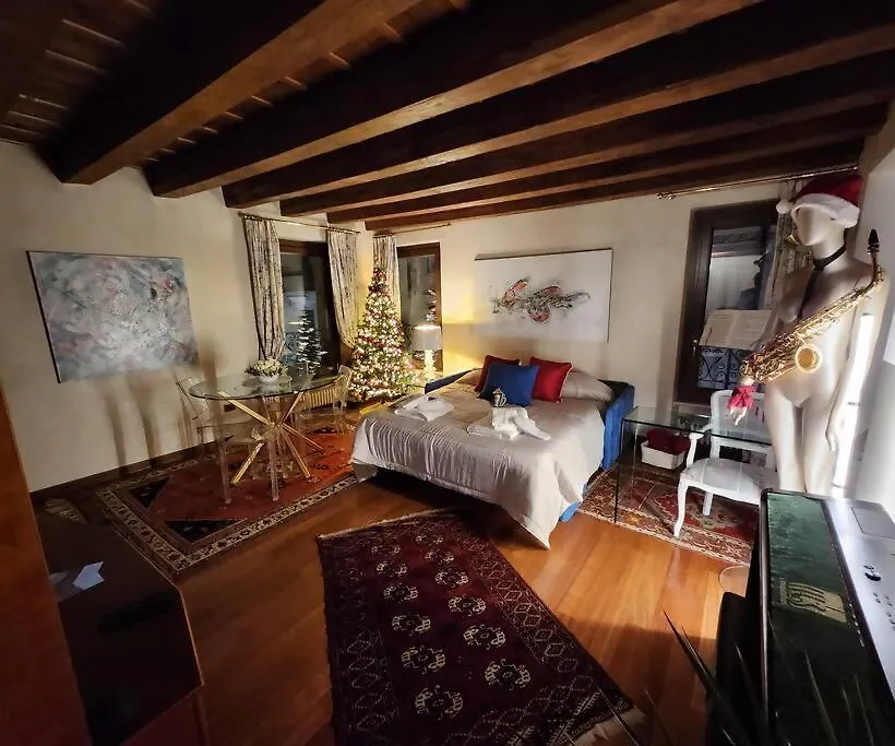 Juliets Bed Art 维罗纳 公寓