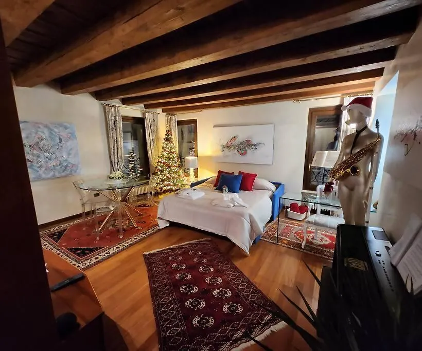 Juliets Bed Art 维罗纳